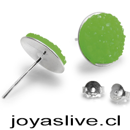 no vender !!!Aros base plata chilena 950, resina cristal brillante verde